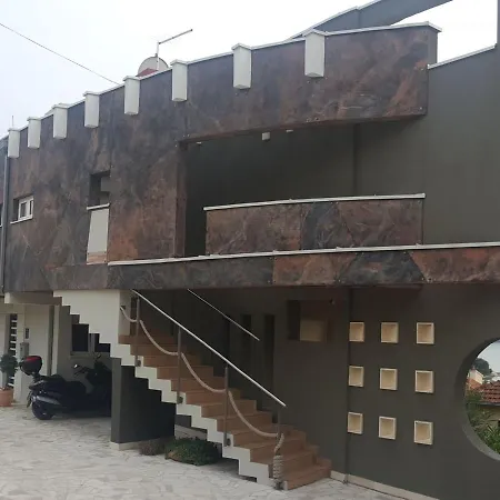 In With Sea View, Terrace, Air Conditioning, Wifi 4328-6 شقة تروغير