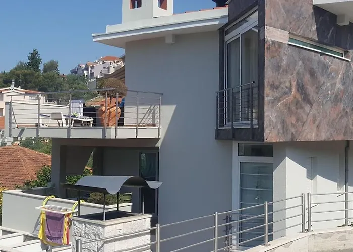 In With Sea View, Terrace, Air Conditioning, Wifi 4328-6 Apartman *