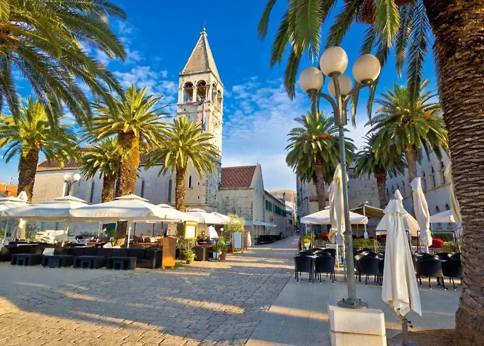 In With Sea View, Terrace, Air Conditioning, Wifi 4328-6 * Trogir